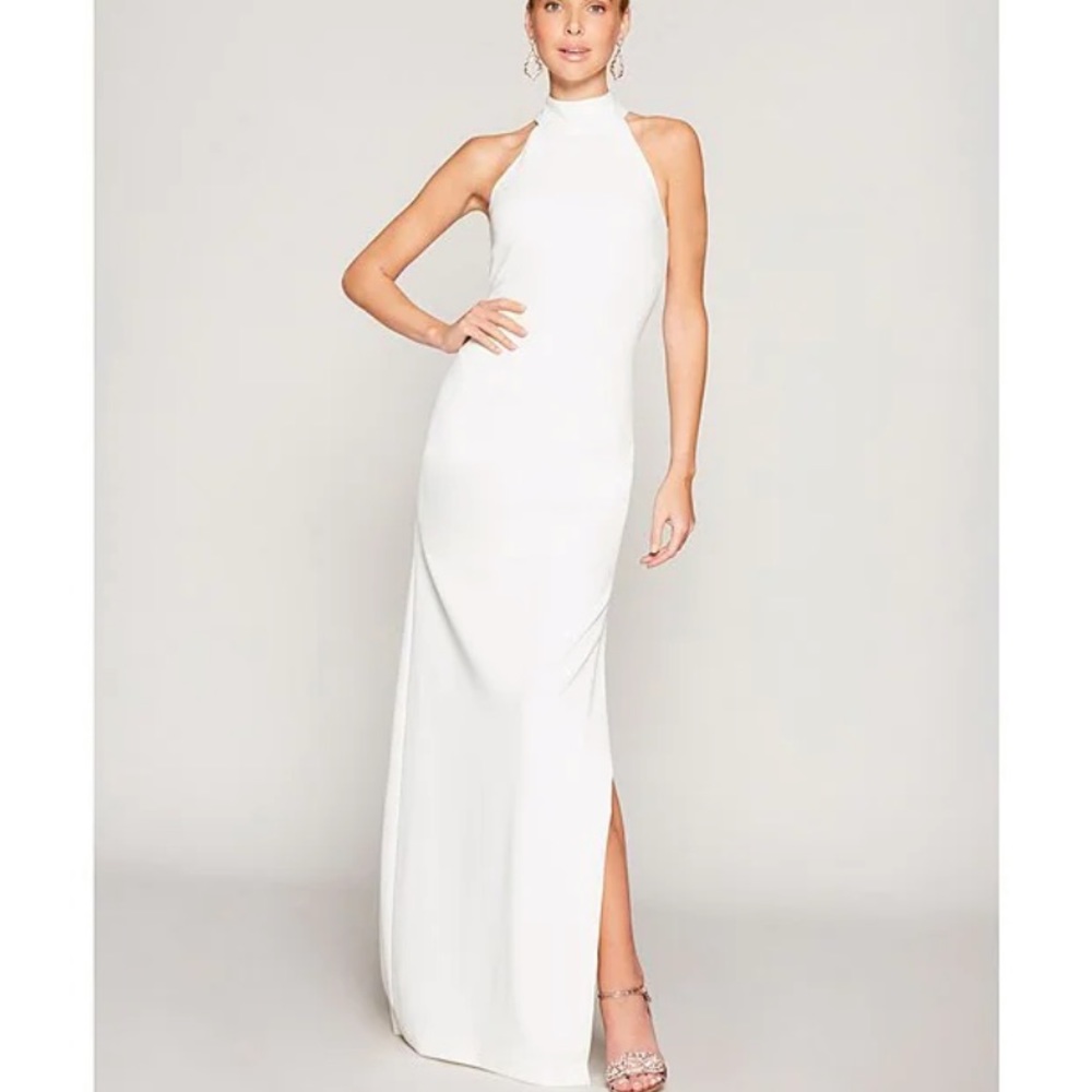 Beautiful New Belle Badgley Mischka Halter Neck Sleeveless Crepe Dress